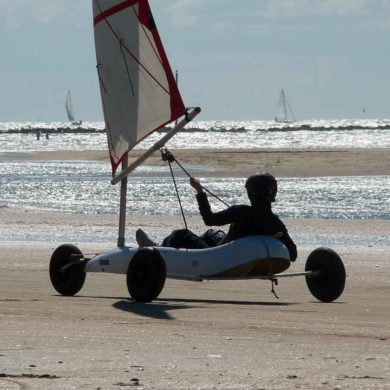 Char à voile à Deauville une activité pour séminaires en Normandie
