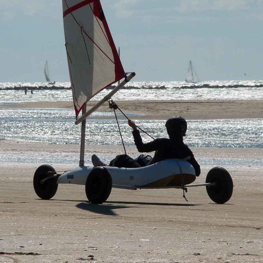 Char à voile à Deauville une activité pour séminaires en Normandie