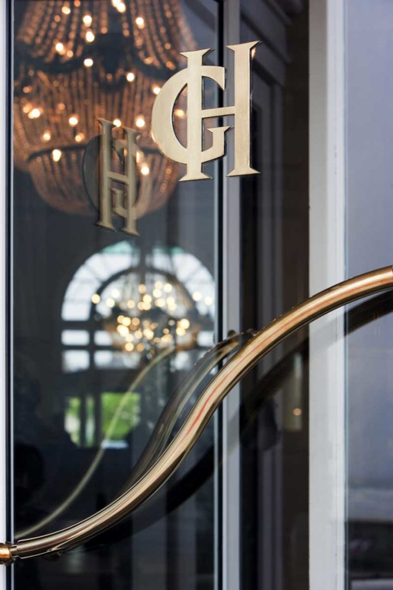 L'entrée du Grand Hôtel de Cabourg
