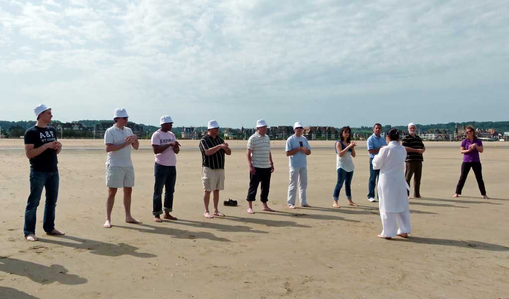 Tai-chi sur la plage