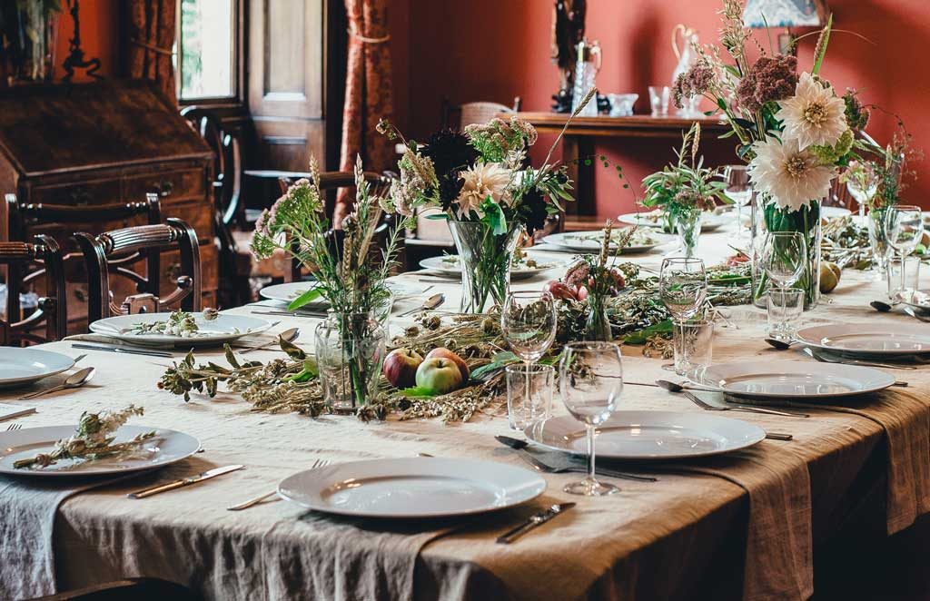 Décoration de table avec pommes