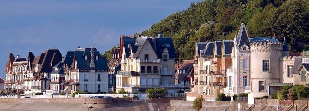 Villas de bord de mer à Trouville
