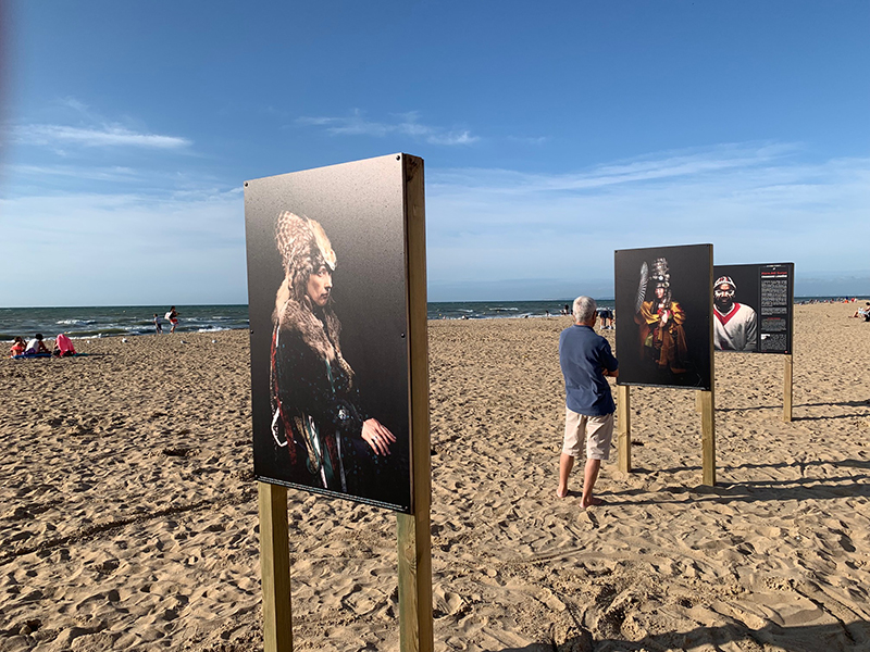 Les Femmes s'exposent, sur la page de Houlgate