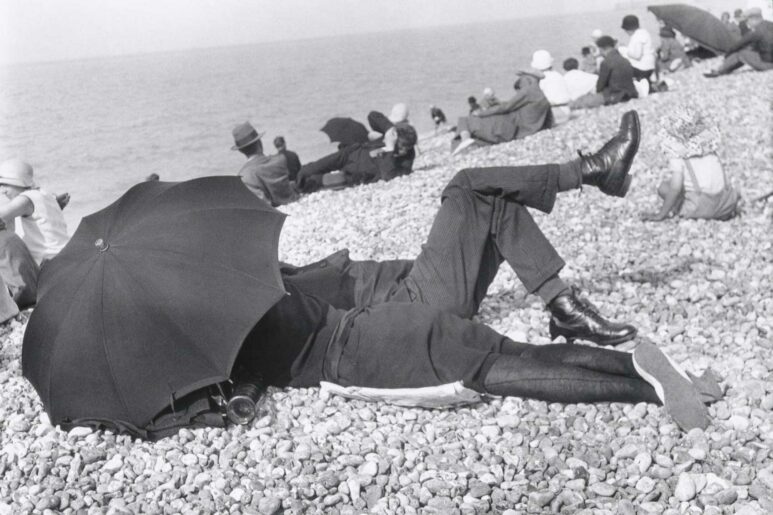 Dieppe, France, 1926 Henri Cartier-Bresson © Fondation Henri Cartier-Bresson Magnum Photos, Collection photographique de la Fnac